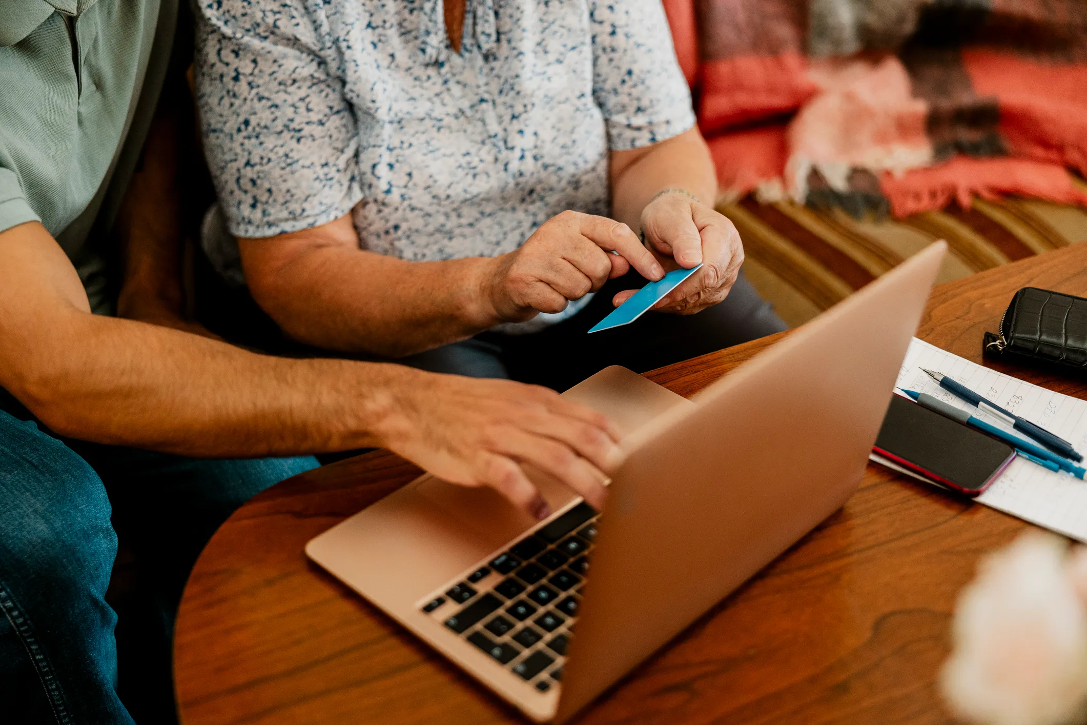 The ’24-Hour Rule’ That Keeps Retirees From Blowing Their Savings on Impulse Buys